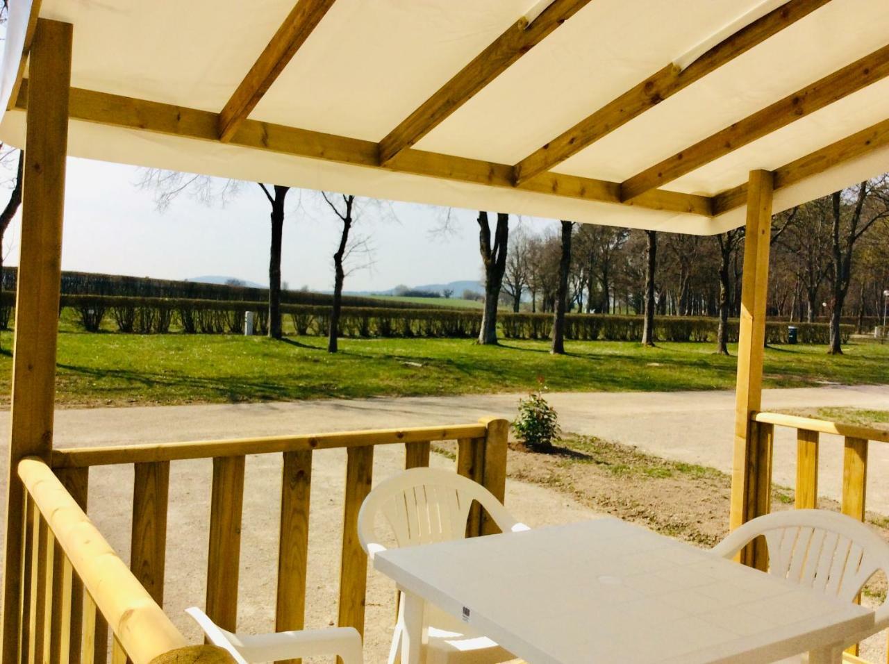 Camping De Contrexéville Εξωτερικό φωτογραφία