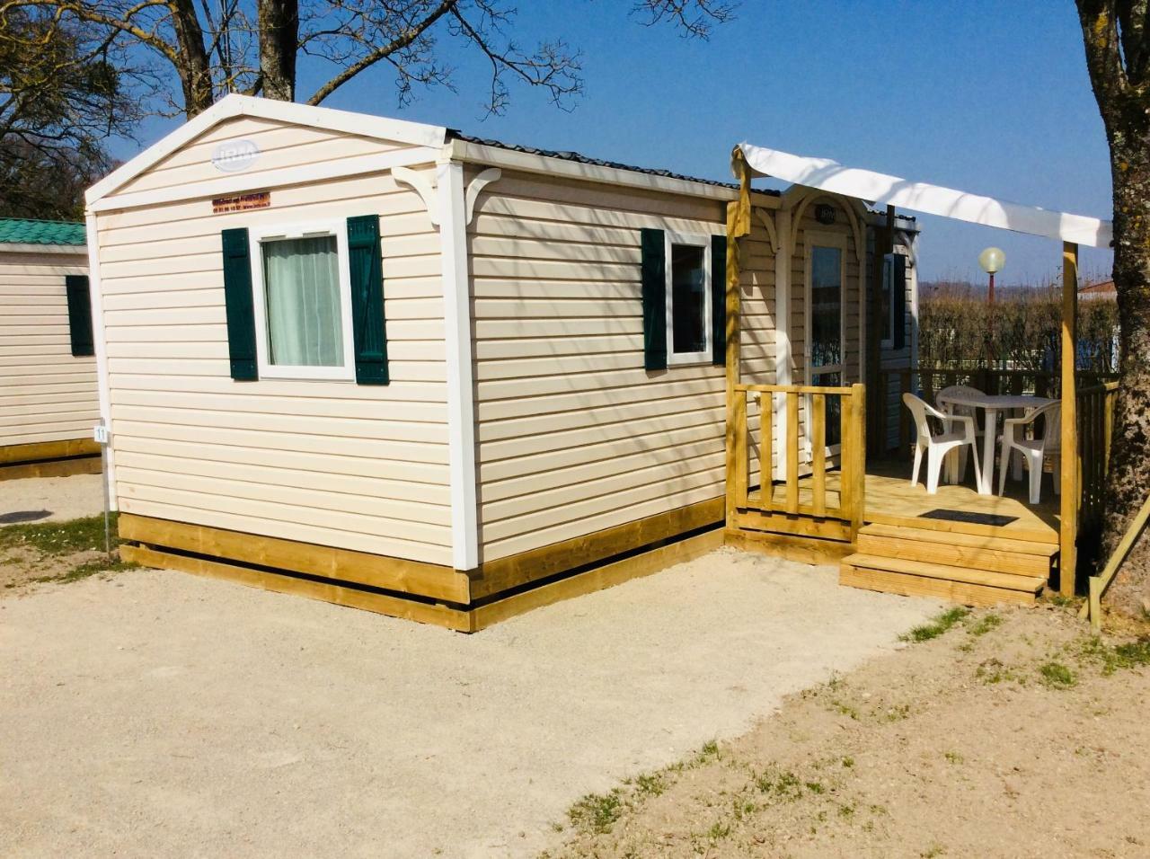Camping De Contrexéville Εξωτερικό φωτογραφία